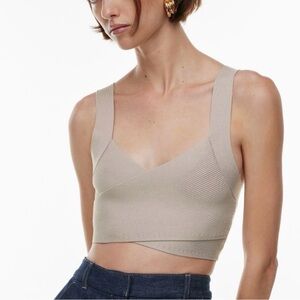 Elegant Beige Women's Crop Top